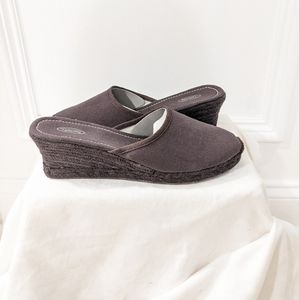 NWOT espidrilles by Talbots